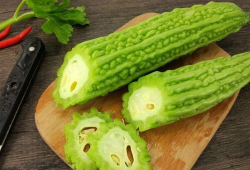 吃瓜爆料食堂是真的吗